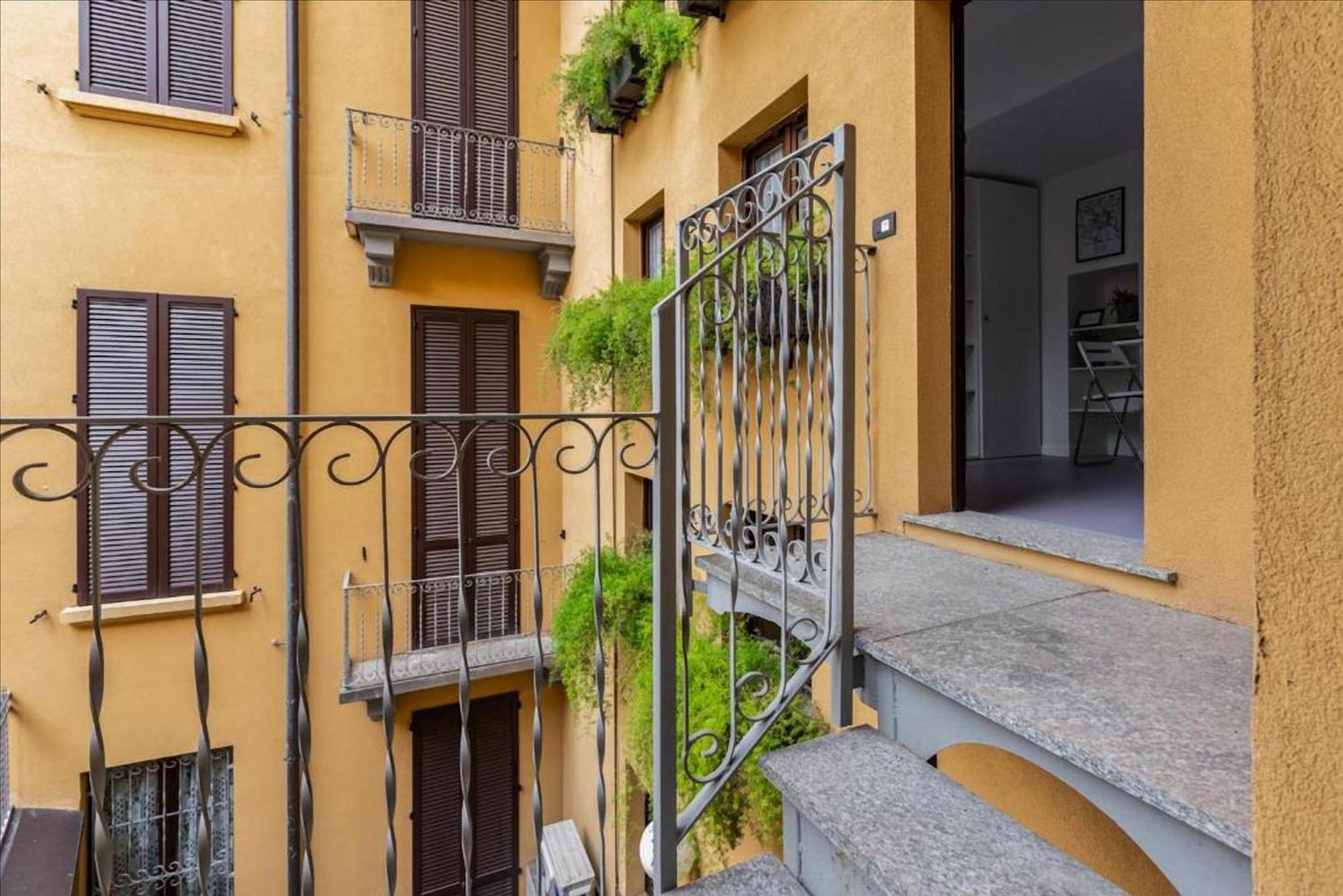 Appartamento Magenta Long Let Apts *